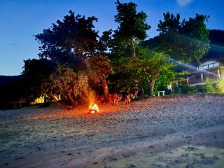 Linda Casa em Guaecá - 200 Metros da Praia e Pé na Areia - São Sebastião - 3
