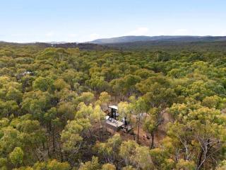 HeartStone Hill by Tiny Away - Castlemaine - 9