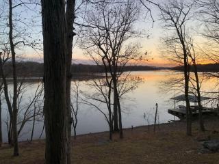 Hickory Haven - Stunning Lake Views - Private Dock - Cadiz - 2