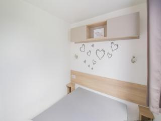 Swanky Mobile Home in Saint Jean de Monts near Seabeach - Saint-Jean-de-Monts - 6