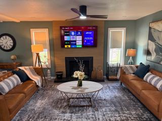 Sunrise Experience w/King Size Bed & Pet Friendly - Roswell - 9
