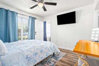 Sweet Home AU Condo 2 Mins to Downtown & Stadium - 2