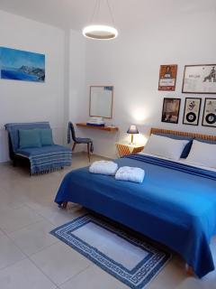 Beach Artemisia Malibu style town house sleep 6 - 8