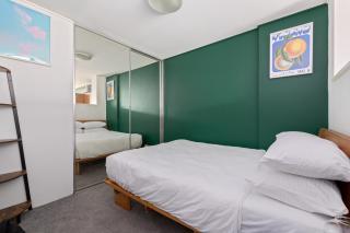 Chic Inner-City 1 Bedroom with Private Balcony - Sidney - 9