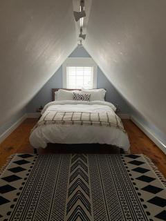 Historic Renovated Sun-drenched Ptown House - Provincetown - 3