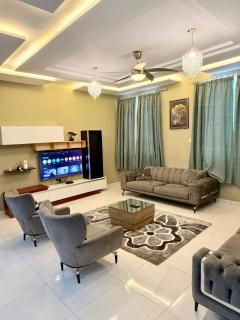 Nanani Luxury Villa - Kumasi - 1