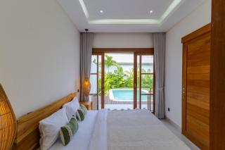 Villa Sylvia by Pertama Stay - 4