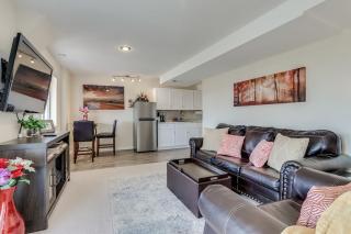 Private Guest Suite with King bed - Centennial - 9