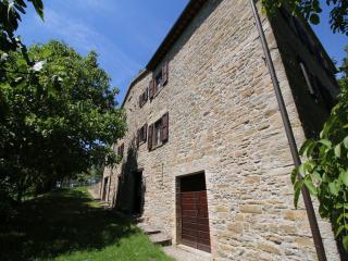 Farmhouse with Pool & Spa - 4