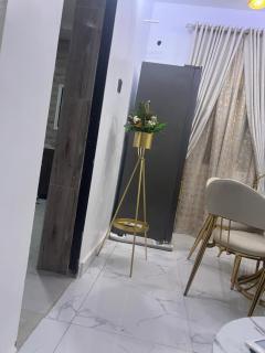 Clare Apartment 1BR modern flat - Abuja - 1