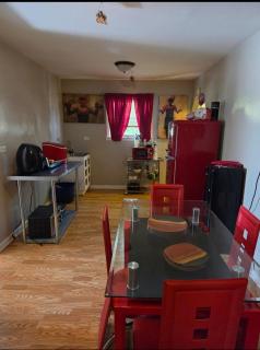 A Cozy Escape Spacious 3-Bedroom with Bonus area - Chicago - 7