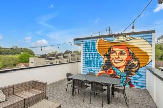 Cowgirl's Hideaway-Rooftop Patio- 2 mi to Broadway - Nashville - 6
