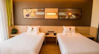 IU Hotel Zhangye High-Speed Railway Station - Zhangye - 1