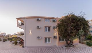 Villa Jadran Apartments - Bar - 9