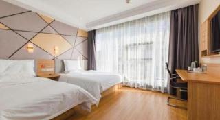 7 Days Premium Qingdao World of Ocean Qingdao University - 9