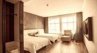 IU Hotel Qingdao Golden Beach Xuejiadao Metro Station - 1