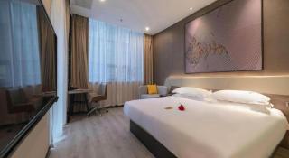 IU Hotels· Wuhan Jianghan Road Metro Station - Wuhan - 3