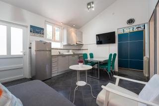 Grifon 72 Apartments - Prčanj - 3