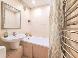 Квартира у ТРЦ Никольский с красивым видом - Kharkiv - 2