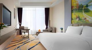 Venus International Hotel Kunming Baiyun Road Tongde Square - Kunming - 4