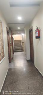 HAPPY PLAZA -Near Delhi Airport Unit by King - New Delhi - 4
