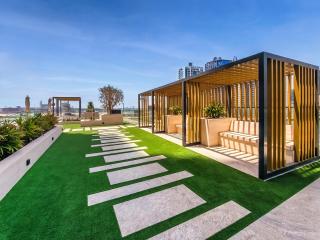 Trillionaire Business Bay with Private Jacuzzi - 2