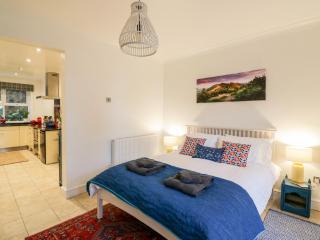 The Hideaway - Great Malvern - 3
