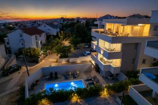 Pool and Breakfast Apartments Villa Maro - Novalja - 9