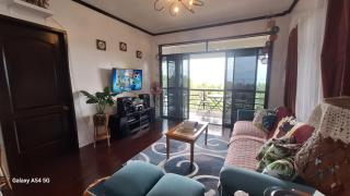 Island samal overlooking view house with swimming pools - San Antonio - 7