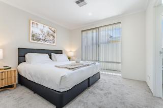 Bright & Airy 3-Bed House Near Rockingham Beach - Rockingham - 9