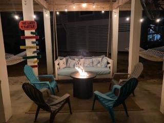Beachside Getaway- Jacuzzi Fire Pit 3-Min Walk to Beach - Gulf Shores - 5