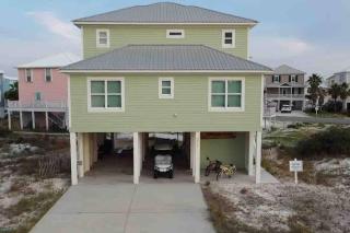 Beachside Getaway- Jacuzzi Fire Pit 3-Min Walk to Beach - Gulf Shores - 3