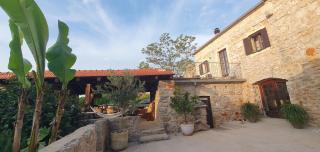 Hvar Stone Villa with pool - Vrbanj - 9