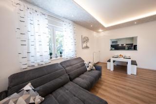 Ring48 City Living - modernes Wohnen mit Wohlfühlambiente mitten im Stadtzentrum - vollausgestattete Küche, Bad mit Duschbadewanne, Parkplatz - 5