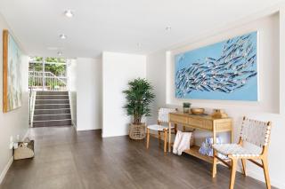 Prime Location, Views & Sunsets, Walk to Hastings - 7