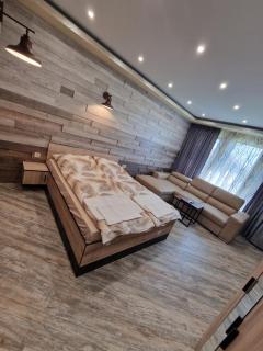 Black Swan guest rooms - - 7