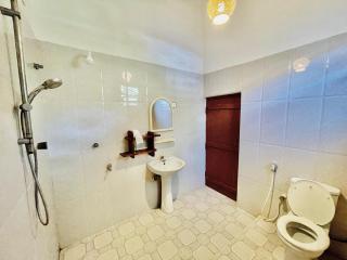 Paradise Bay Hotel & Surf Camp - Arugam Bay - 2
