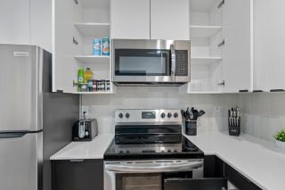 Biltmore 2BR Bungalow #2 - Workspace, Free Parking, Laundry, Patio! - Phoenix - 2
