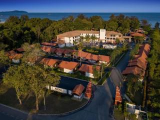 Adena Beach Resort - Kuantan - 0