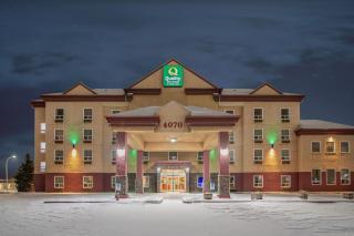 Quality Inn & Suites - Lethbridge - 9