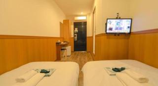 Hotel Naniwa Shinsekaimae - Osaca - 9