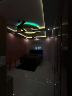 Rest & Relax Resort - Yelagiri - 9
