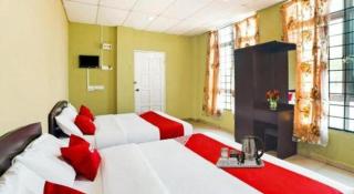 OYO 89573 Hotel Lii View - Mersing - 4