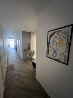 Luxury 3 Bed Apartment with Large Outdoor Pools and Gardens - Qala - 0
