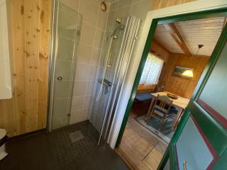 Old Cabin Vibe, Perfect For Families Or Couples - 1
