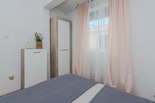 Apartment Pisacic - Vir - 2