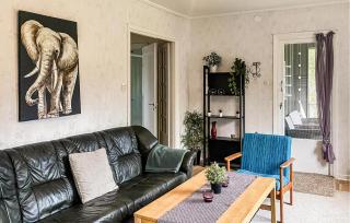 Pet Friendly Apartment In Gislatorp - Orrefors - 9