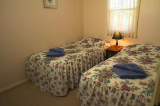 Schoolhouse Cottage - American River - 1