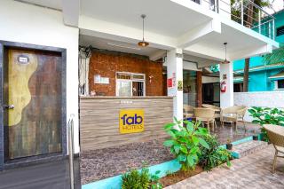 FabHotel Luminous Beach Resort - Nr Morjim Beach - 8
