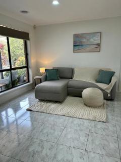Aquawaters Beach House - 5 min walk to beach - Safety Beach - 0